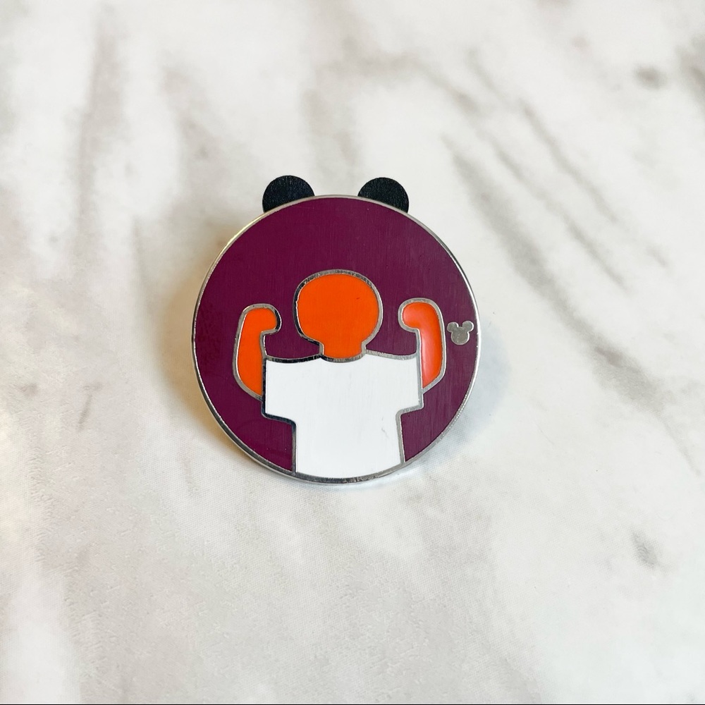 🎉 New Disney Hidden Mickey Series Pin